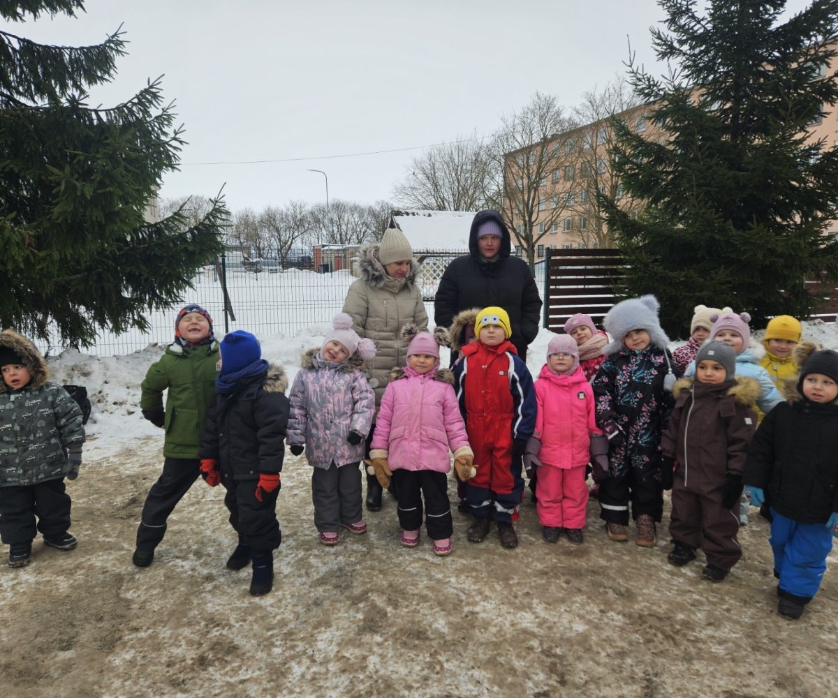 b8e93714-de93-4e31-8d79-0007abfc670d