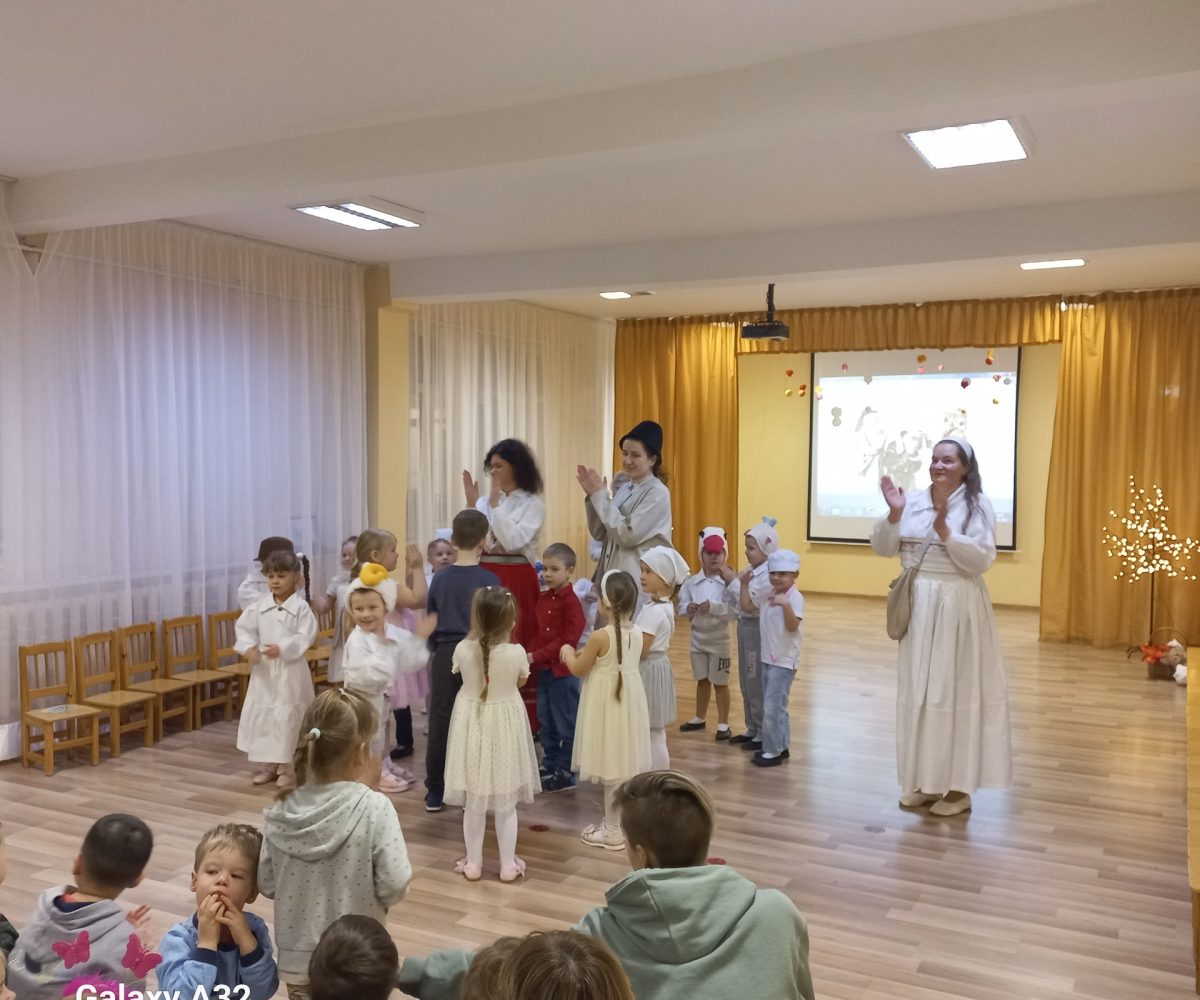 cea9ecc4-1dda-417b-a343-83e0807bf87a